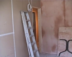 Summer House Construction 14